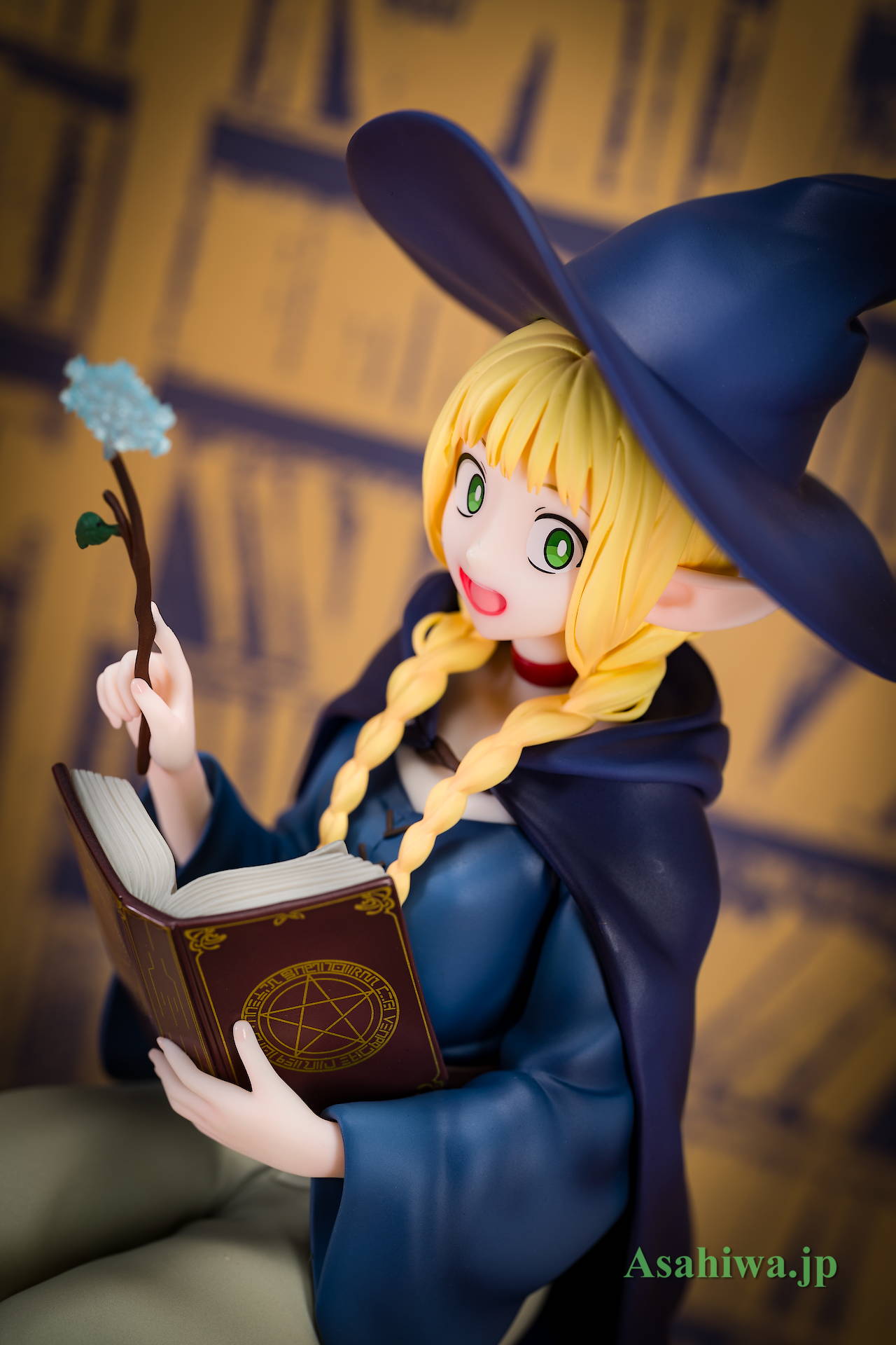 AliceGlint マルシル　フィギュア　あみあみ限定版 あみあみ限定版】ダンジョン飯 「マルシル 学生Ver.」 1/7 完成