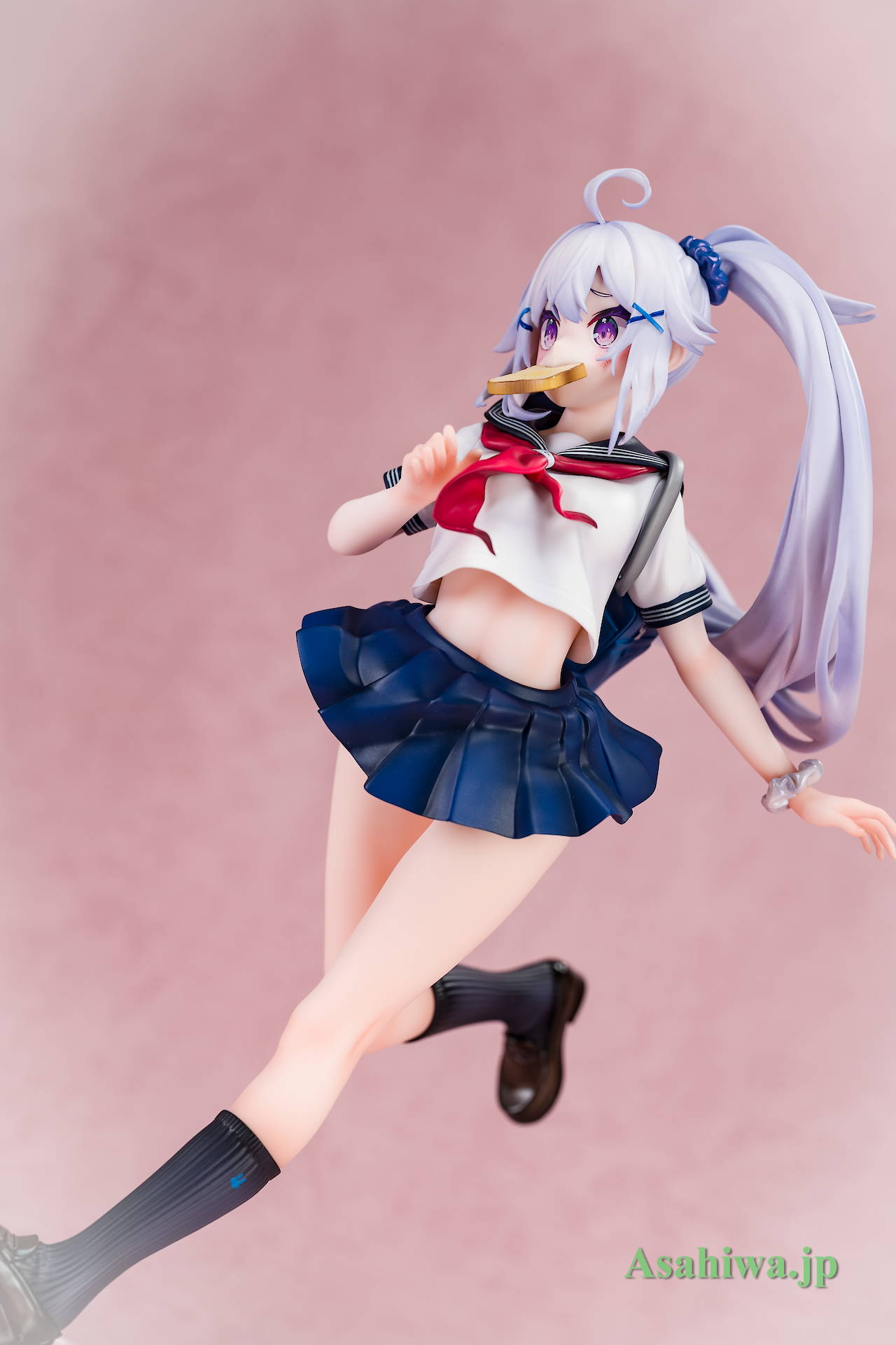 Bibi Buttons 未来ちゃん 遅刻寸前パンチラ よつばとフィギュアレビュー