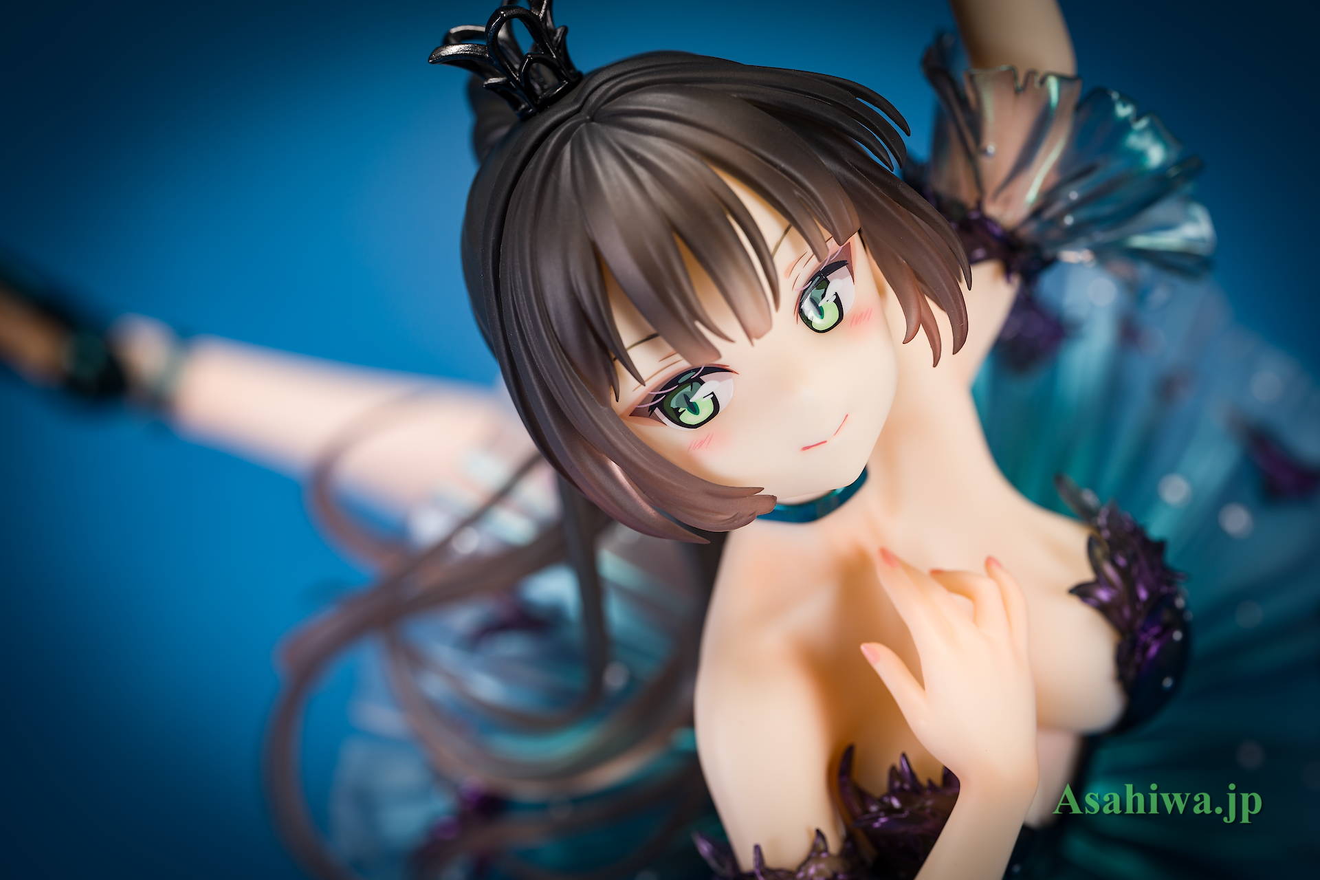 黒鳥の女の子　１／６　フィギュア anmi WAVE 黒鳥の女の子 | 株式会社ウェーブ