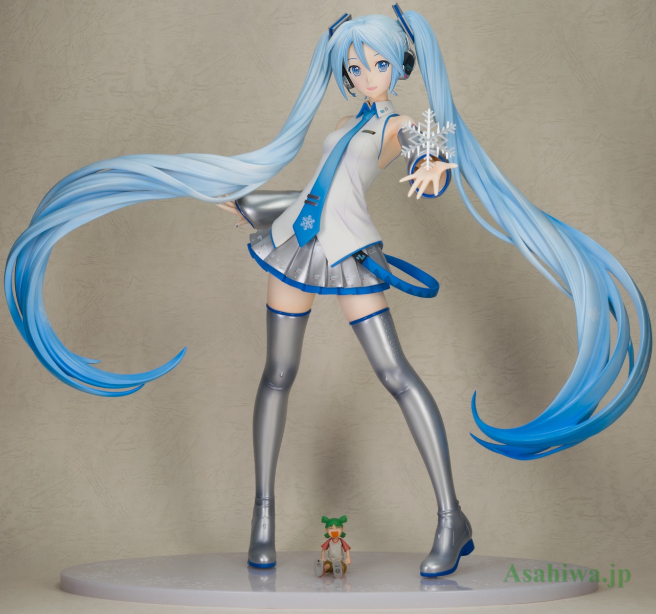 Snow Miku初音ミクvocaloid2 キャラクター ボーカル シリーズ01よつばとフィギュアレビュー