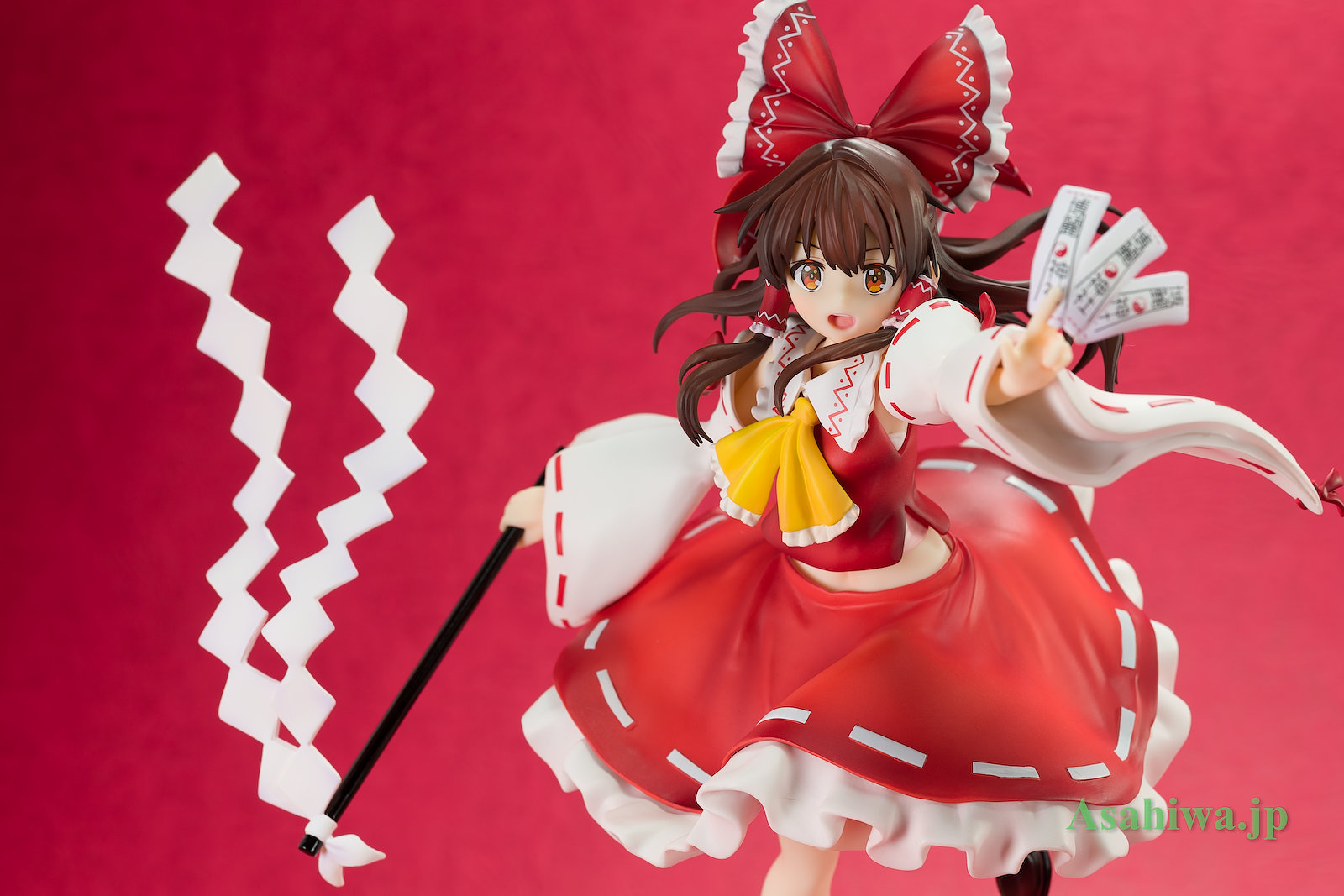 Aniplex 博麗霊夢 東方project よつばとフィギュアレビュー