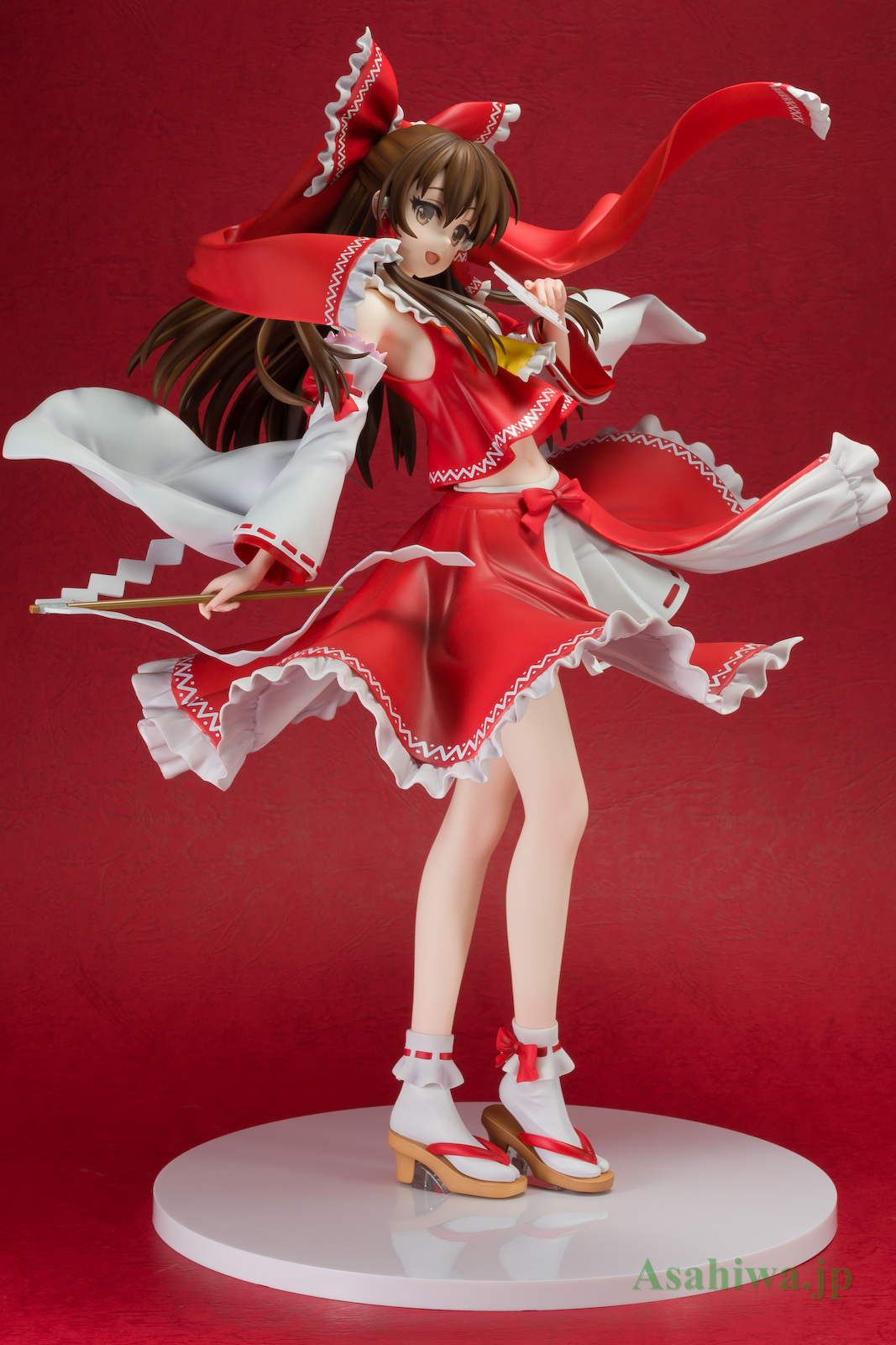 FREEing 博麗霊夢 東方Project よつばとフィギュアレビュー