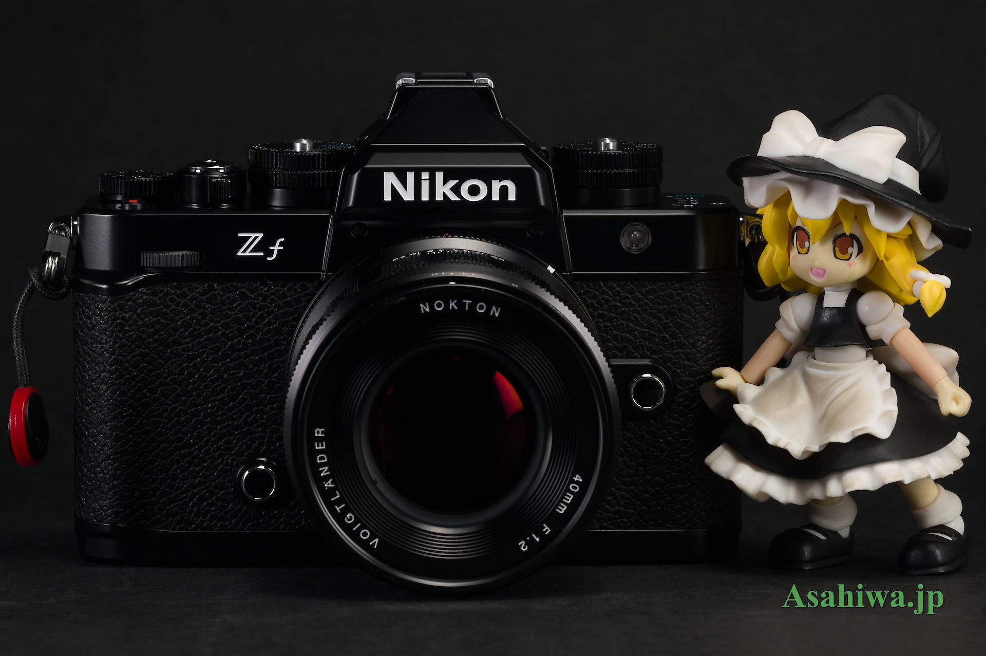 Nikon Z f ＋ Nikon エクステンショングリップ Z f-GR1 ＋ JJC 延長型